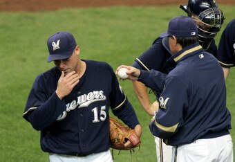 22063282_dodgers_v_brewers_crop_340x234