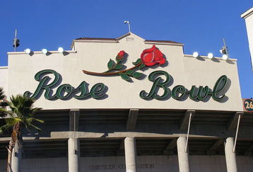 800px-rosebowl_feature