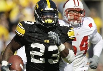 Shonn_greene_heisman_crop_340x234