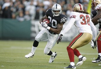 San_francisco_49ers_v_oakland_r_crop_340x234