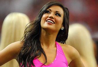 Falcons-cheerleader_crop_340x234