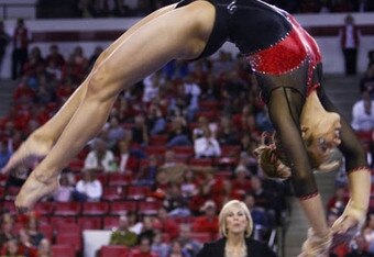 080208_jdw_gymnastics_0500_crop_340x234