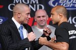 20090128_s_ufc_presser121_t650_crop_150x100