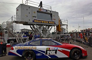 Hollywood_xl_crop_310x205