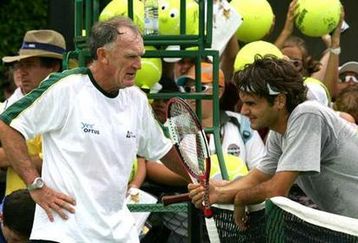 Roche_federer_wideweb_430x279_feature