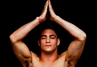 Sanchez_ufc60_2_crop_340x234