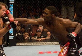 Ufc76clementi_vs_johnson1_crop_340x234