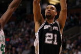 BOSTON - FEBRUARY 08:  Tim Duncan #21 of the San Antonio Spurs takes a shot in the second half against the Boston Celtics on February 8, 2009 at TD Banknorth Garden in Boston, Massachusetts. The Spurs defeated the Celtics 105-99. NOTE TO USER: User expressly acknowledges and agrees that, by downloading and or using this Photograph, user is consenting to the terms and conditions of the Getty Images License Agreement.  (Photo by Elsa/Getty Images)