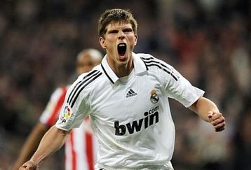 Huntelaar_feature