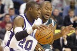 T1_lewisdribbling_feature_more_feature