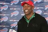 Nfl_bn_owens_203_more_feature