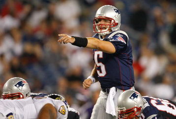 FOXBORO, MA - AUGUST 7: Kevin O'Connell #5 of the New England Patriots shouts instructions against the Baltimore Ravens during a preseason game at Gillette Stadium on August 7, 2008 in Foxboro, Massachusetts. (Photo by Jim Rogash/Getty Images)