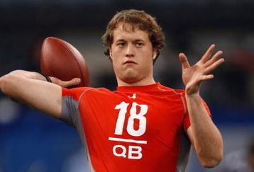 INDIANAPOLIS, IN - FEBRUARY 22:  Quarterback Matthew Stafford of USC passes the football during the NFL Scouting Combine presented by Under Armour at Lucas Oil Stadium on February 22, 2009 in Indianapolis, Indiana. (Photo by Scott Boehm/Getty Images)