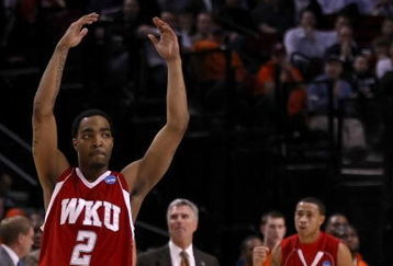 PORTLAND, OR - MARCH 19:  Anthony Sally #2 and A.J. Slaughter #4 of the Western Kentucky Hilltoppers react in the second half as head coach Bruce Weber of the Illinois Fighting Illini looks on during the first round of the NCAA Division I Men's Basketball Tournament at the Rose Garden on March 19, 2009 in Portland, Oregon.  (Photo by Jonathan Ferrey/Getty Images)