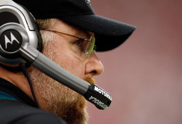 GLENDALE, AZ - JANUARY 18:  Head coach Andy Reid of the Philadelphia Eagles looks on during the NFC championship game against the Arizona Cardinals on January 18, 2009 at University of Phoenix Stadium in Glendale, Arizona.  (Photo by Jamie Squire/Getty Images)