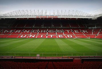 800px-old_trafford_inside_20060_feature