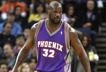 OAKLAND, CA - MARCH 15:  Shaquille O'Neal #32 of the Phoenix Suns looks on against the Golden State Warriors during an NBA game on March 15, 2009 at Oracle Arena in Oakland, California. NOTE TO USER: User expressly acknowledges and agrees that, by downloading and or using this photograph, User is consenting to the terms and conditions of the Getty Images License Agreement.  (Photo by Jed Jacobsohn/Getty Images)