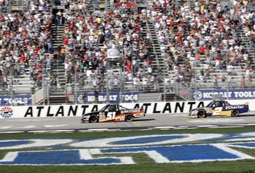 Finish_atlanta_american_comm_feature