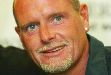 NEWCASTLE, ENGLAND ? JUNE 18:  Former England footballer Paul Gascoigne signs copies of his new book 'Gazza My Story' June 18, 2004 in Newcastle, England.  In the book, Gascoigne sheds light on his struggles with addictions to drink and drugs as his playing career faltered.    (Photo by Christopher Furlong/Getty Images)