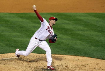 PHILADELPHIA - OCTOBER 29:  Brad Lidge #54 of the Philadelphia Phillies throws a pitch against the Tampa Bay Rays during the continuation of game five of the 2008 MLB World Series on October 29, 2008 at Citizens Bank Park in Philadelphia, Pennsylvania. The Phillies won 4-3. (Photo by Jim McIsaac/Getty Images)