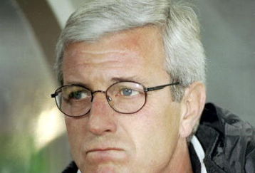 9 Dec 1998:  Portrait of Juventus coach Marcello Lippi during the UEFA Champions League match against Rosenborg at the Stadio Delle Alpi in Turin, Italy. Juventus won 2-0 to top their group and qualify for the quarter-finals. \ Mandatory Credit: Stu Forster /Allsport