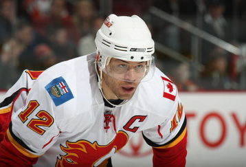 PHILADELPHIA - MARCH 05:Jerome Iginla #12 of the Calgary Flames skates against the Philadelphia Flyers on March 5, 2009 at the Wachovia Center in Philadelphia, Pennsylvania. (Photo by Bruce Bennett/Getty Images)