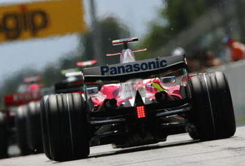 BARCELONA, SPAIN - MAY 12:  Jarno Trulli of Italy and Toyota takes up the rear in pitlane before qualifying for the Spanish Formula One Grand Prix at the Circuit de Catalunya on May 12, 2007 in Barcelona, Spain.  (Photo by Paul Gilham/Getty Images)