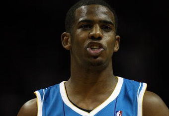 SAN ANTONIO - JANUARY 31:  Chris Paul #3 of the New Orleans Hornets during play against the San Antonio Spurs on January 31, 2009 at AT&T Center in San Antonio, Texas.  NOTE TO USER: User expressly acknowledges and agrees that, by downloading and/or using this Photograph, user is consenting to the terms and conditions of the Getty Images License Agreement.  (Photo by Ronald Martinez/Getty Images)