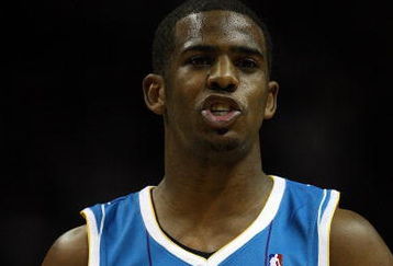 SAN ANTONIO - JANUARY 31:  Chris Paul #3 of the New Orleans Hornets during play against the San Antonio Spurs on January 31, 2009 at AT&T Center in San Antonio, Texas.  NOTE TO USER: User expressly acknowledges and agrees that, by downloading and/or using this Photograph, user is consenting to the terms and conditions of the Getty Images License Agreement.  (Photo by Ronald Martinez/Getty Images)