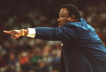 4 APR 1994:  NOLAN RICHARDSON, HEAD COACH OF THE ARKANSAS RAZORBACKS, ON THE SIDELINES DURING THE 76-72 WIN OVER THE DUKE BLUEDEVILS AT THE NCAA FINAL GAME IN CHARLOTTE, NORTH CAROLINA. Mandatory Credit: Doug Pensinger/ALLSPORT