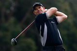 LA JOLLA, CA - FEBRUARY 06:  Padraig Harrington of Ireland hits a tee shot on the 18th hole during the second round of the Buick Invitational at the Torrey Pines Golf Course on February 6, 2009 in La Jolla, California.  (Photo by Jeff Gross/Getty Images)