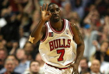CHICAGO - MARCH 06:  Ben Gordon #7 of the Chicago Bulls gestures as he reacts to making a 3-point basket in the second quarter against the Milwaukee Bucks at the United Center on March 6, 2009 in Chicago, Illinois.  NOTE TO USER: User expressly acknowledges and agreees that, by downloading and/or using this Photograph, User is consenting to the terms and conditions of the Getty Images License Agreement.  (Photo by Jonathan Daniel/Getty Images)