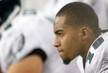 GLENDALE, AZ - JANUARY 18:  Wide receiver DeSean Jackson #10 of the Philadelphia Eagles sits on the bench at the end of the NFC championship game against the Arizona Cardinals on January 18, 2009 at University of Phoenix Stadium in Glendale, Arizona. The Cardinals defeated the Eagles 32-25 to advance to the Super Bowl.  (Photo by Chris Graythen/Getty Images)
