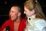 N724120229_2834169_3104_more_feature
