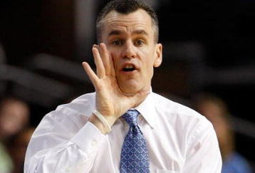 TAMPA, FL - MARCH 12:  Head coach Billy Donovan of the Florida Gators calls to his team against the Arkansas Razorbacks  during the first round of the SEC Men's Basketball Tournament at the St. Pete Times Forum March 12, 2009 in Tampa, Florida.  (Photo by Chris Graythen/Getty Images)