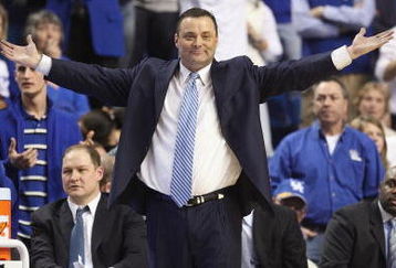 LEXINGTON, KY - FEBRUARY 28:  Head coach Billy Gillispie of the Kentucky Wildcats reacts during the SEC game against the LSU Tigers at Rupp Arena on February 28, 2009 in Lexington, Kentucky.  (Photo by Andy Lyons/Getty Images)