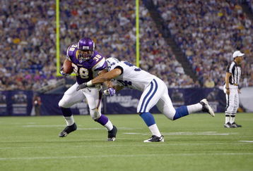 MINNEAPOLIS - SEPTEMBER 12:  Naufahu Tahi #38 of the Minnesota Vikings carries the ball during the game against the Indianapolis Colts at the Metrodome on September 14, 2008 in Minneapolis, Minnesota. (Photo by: Jeff Gross/Getty Images)