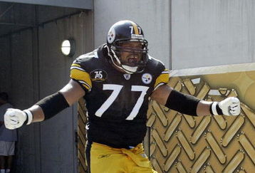 PITTSBURGH - OCTOBER 7: Marvel Smith #77of the Pittsburgh Steelers celebrates as he enters the field during the NFL game against the Seattle Seahawks at Heinz Field October 7, 2007 in Pittsburgh, Pennsylvania. The Steelers won 21-0. (Photo by Rick Stewart/Getty Images)