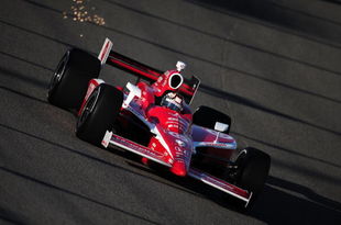 HOMESTEAD, FL - FEBRUARY 25:  Scott Dixon drives the #9 Target Chip Ganassi Racing Dallara Honda during the IRL IndyCar Series Spring Testing on February 25, 2009 at the Homestead-Miami Speedway in Homestead, Florida. (Photo by Robert Laberge/Getty Images).
