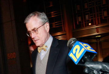 NEW YORK - FEBRUARY 25:  Paul Greenwood of WG Trading Co., a broker- dealer based in Greenwich, Connecticut, leaves Federal Court in Lower Manhattan February 25, 2009 in New York City. Greenwood and partner Stephen Walsh are accused of operating a $550 million securities fraud scheme. (Photo by Mario Tama/Getty Images)