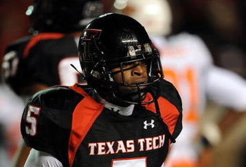 LUBBOCK, TX - NOVEMBER 08:  Wide receiver Michael Crabtree #5 of the Texas Tech Red Raiders during play against the Oklahoma State Cowboys at Jones AT&T Stadium on November 8, 2008 in Lubbock, Texas.  (Photo by Ronald Martinez/Getty Images)