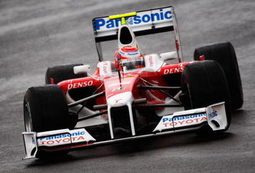 PORTIMAO, PORTUGAL - JANUARY 19:  Kamui Kobayashi of Japan and Toyota test drives the new Toyota TF109 during Formula One winter testing at the Autodromo Internacional do Algarve on January 19, 2009 in Portimao, Portugal.  (Photo by Mark Thompson/Getty Images)