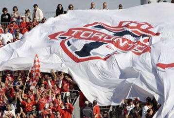392toronto_fc080512cp_feature