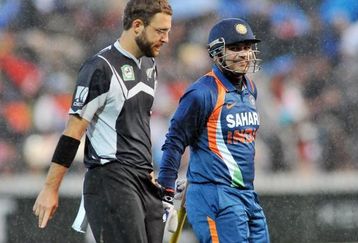 Vettori-sehwag-2009-3-11-2-30_feature