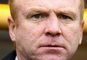 WOLVERHAMPTON, UNITED KINGDOM - NOVEMBER 29: Alex McLeish of Birmingham City looks on during the Coca-Cola Championship match between Wolverhampton Wanderers and Birmingham City at Molineux Stadium on November 29, 2008 in Wolverhampton, England.  (Photo by Laurence Griffiths/Getty Images)