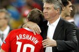 Hiddink-arshavin-afp_more_feature