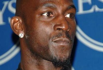 LOS ANGELES, CA - JULY 16:  NBA athlete Kevin Garnett poses in the press room at the 2008 ESPY Awards held at NOKIA Theatre L.A. LIVE on July 16, 2008 in Los Angeles, California.  The 2008 ESPYs will air on Sunday, July 20 at 9PM ET on ESPN.  (Photo by Stephen Shugerman/Getty Images)