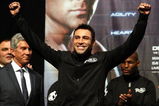 LAS VEGAS - DECEMBER 05:  Oscar De La Hoya reacts at the weigh-in for his welterweight fight against boxer Manny Pacquiao of the Philippines at the MGM Grand Garden Arena December 5, 2008 in Las Vegas, Nevada. De La Hoya fights Pacquiao December 6th.  (Photo by Jed Jacobsohn/Getty Images)