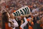 Cheerleaders-at-orange-bowl-lg_crop_150x100