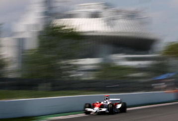MONTREAL, QC - JUNE 07:  Jarno Trulli of Italy and Toyota drives during qualifying for the Canadian Formula One Grand Prix at the Circuit Gilles Villeneuve June 7, 2008 in Montreal, Canada.  (Photo by Paul Gilham/Getty Images)